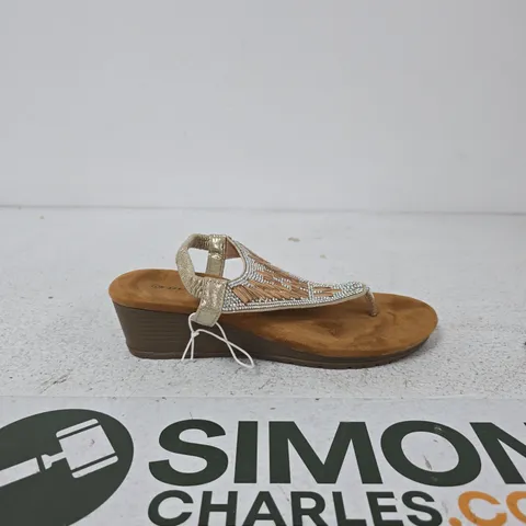 DUNLOP ABIGAIL DLP168 LIGHT GOLD BEADED SANDALS – UK 7