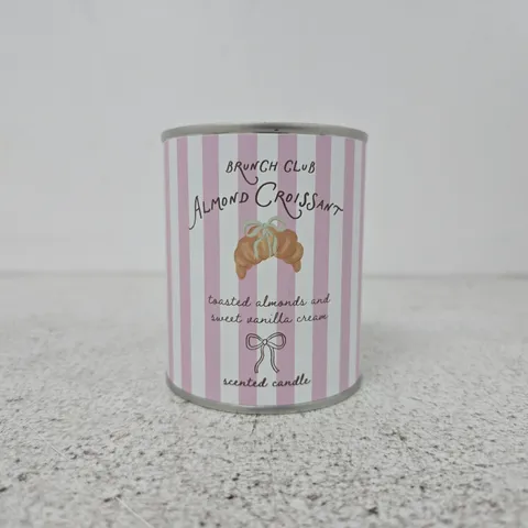 BRUNCH CLUB ALMOND CROISSANT SCENTED CANDLE