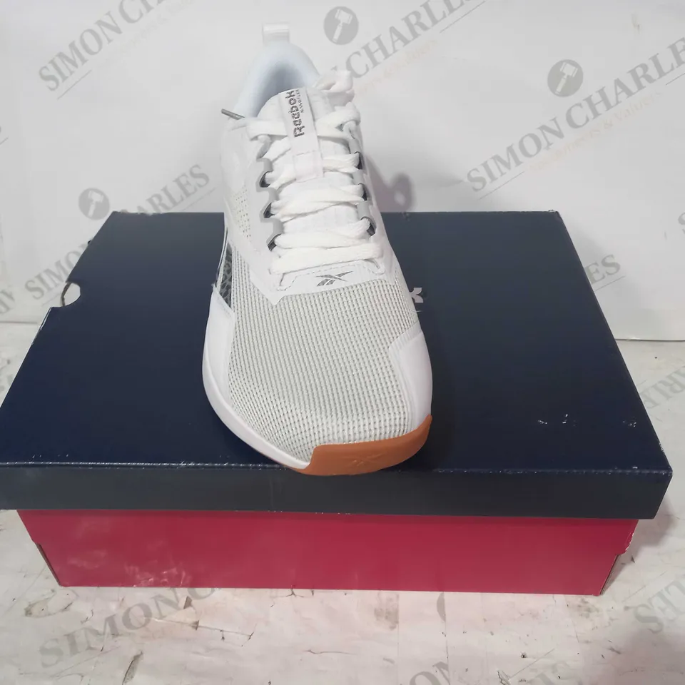 BOXED PAIR OF REEBOK NANOFLEX TR 2.0 TRAINERS IN WHITE UK SIZE 7