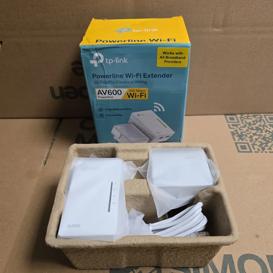 BOXED TP-LINK POWERLINE AV600 WI-FI EXTENDER