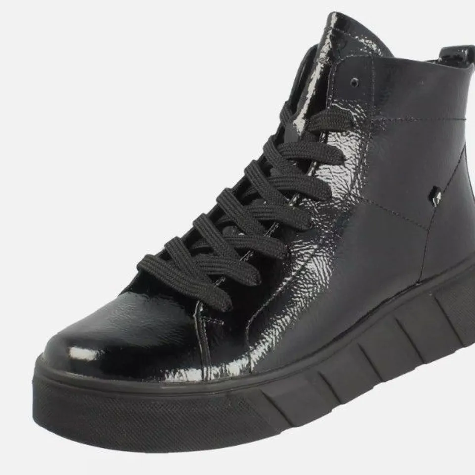 REVOLUTION RIEKER WARM LINED CHUNKY ANKLE BOOT SIZE 6.5