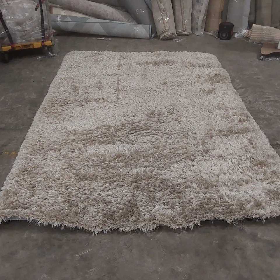 QUALITY DESIGNER AREA RUG - APPROXIMATELY 290 x 200cm