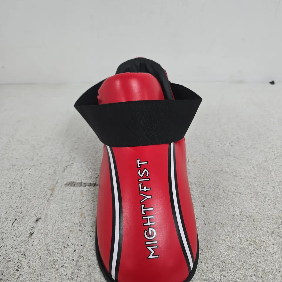 MIGHTY FIRST RED ITF APPROVED ULTIMATE BOOTS (PAIR) WITH BLACK STRAPS