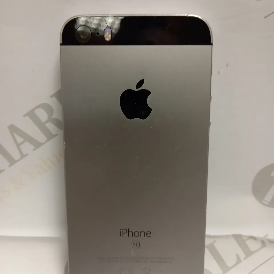 APPLE IPHONE SE SMARTPHONE 