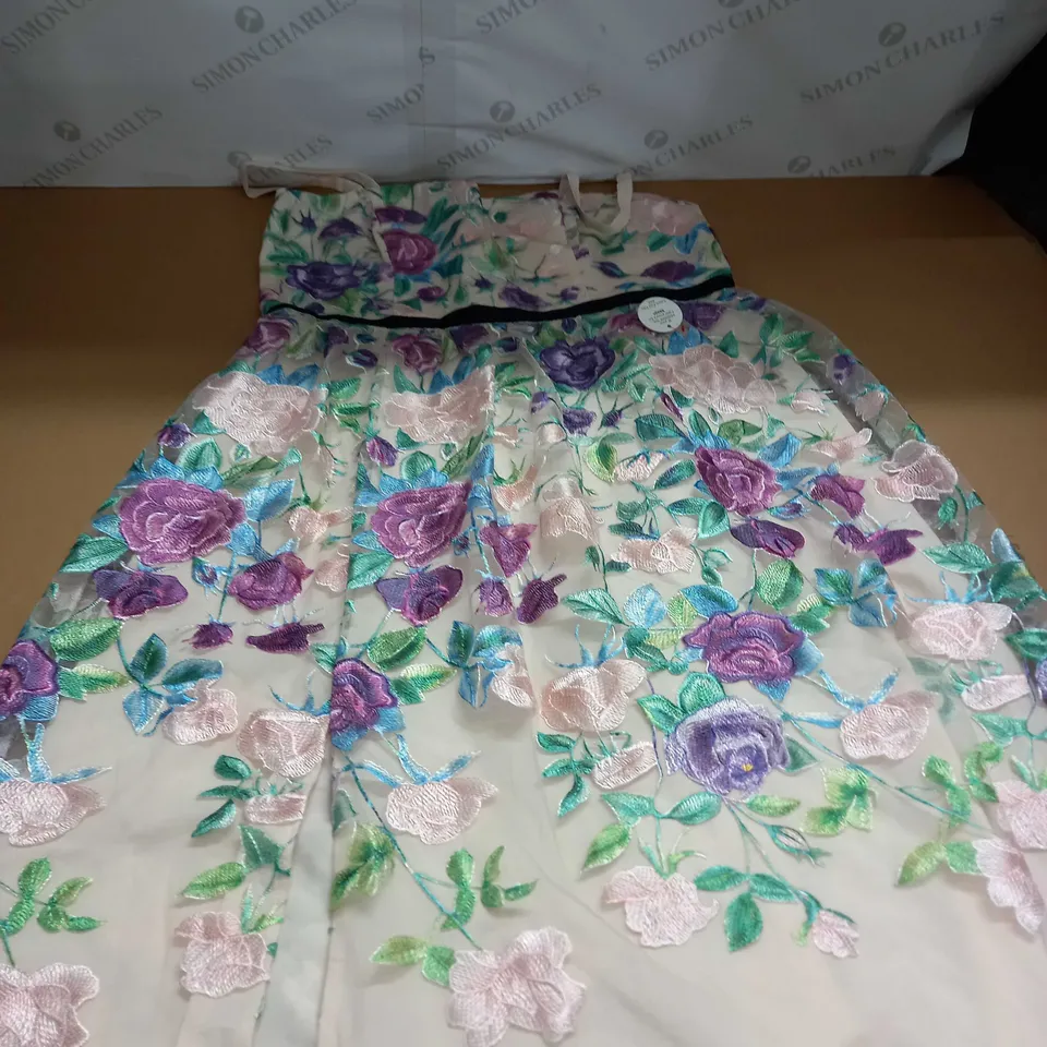 CHI CHI STRAPLESS EMBROIDERED MAXI DRESS SIZE 16