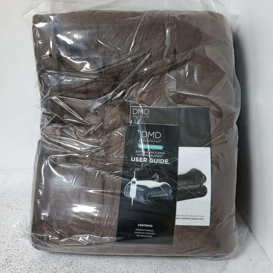 BOXED DMD SOFT SHERPA FLEECE ELECTRIC BLANKET IN BROWN