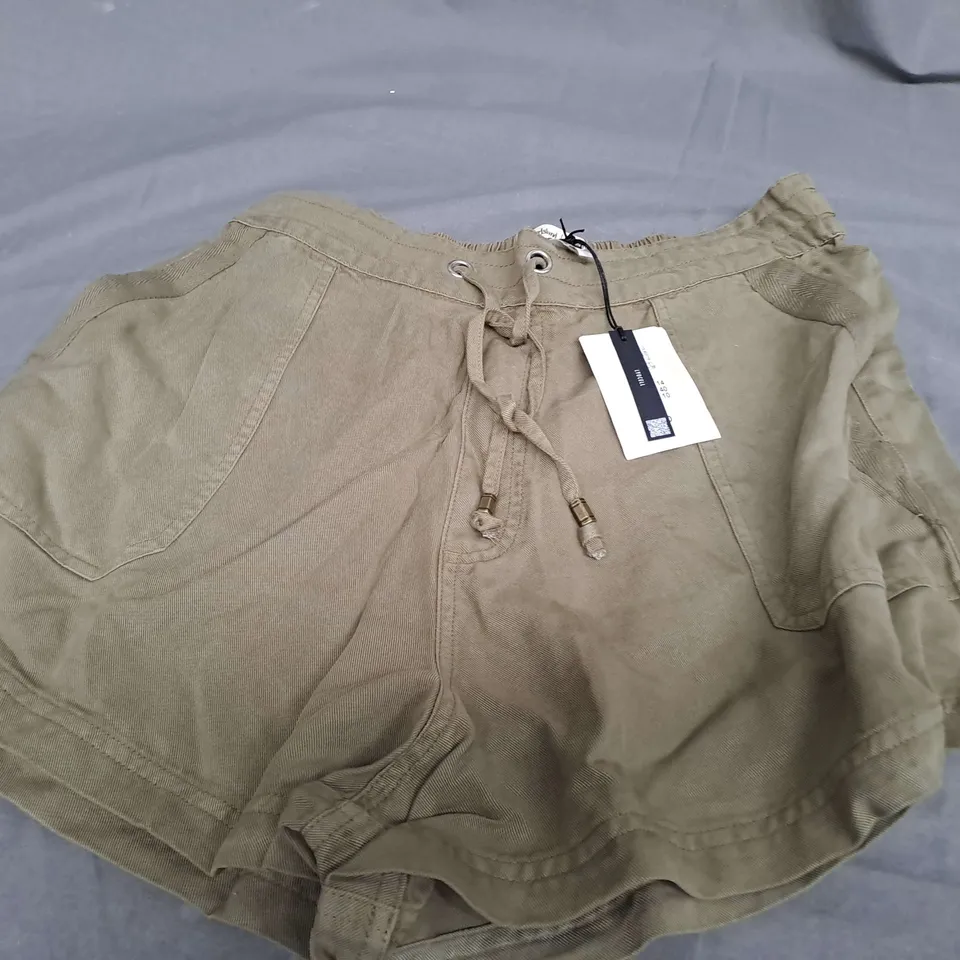 RIVER ISLAND KHAKI WOMENS SHORTS - UK 14