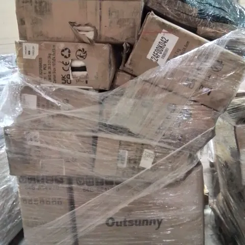 PALLET CONTAINING GARDEN FURNITURE 