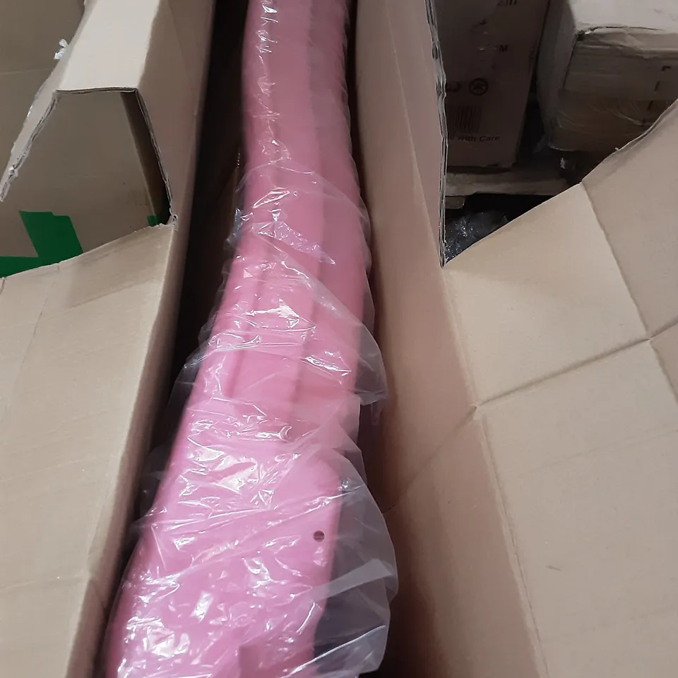 BOXED PINK SLIDE