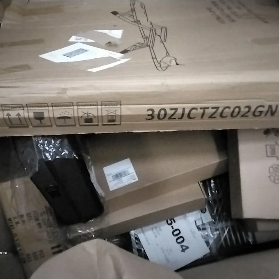 PALLET OF ASSORTED ITEMS INCLUDING NEEWER, AIR COOLER, KAM GARMENT ACCESSORIES BACKPACK, CAMPING COT, GIANT 4 IN A ROW