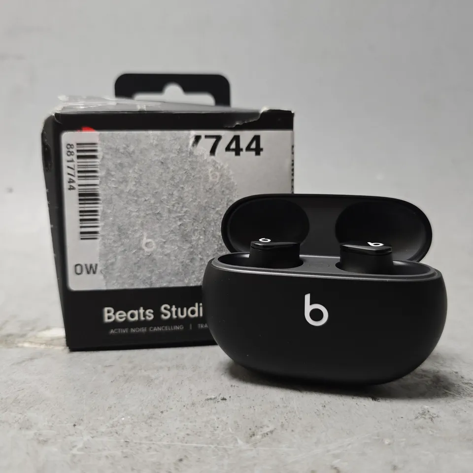 BOXED BEATS STUDIO BUDS 