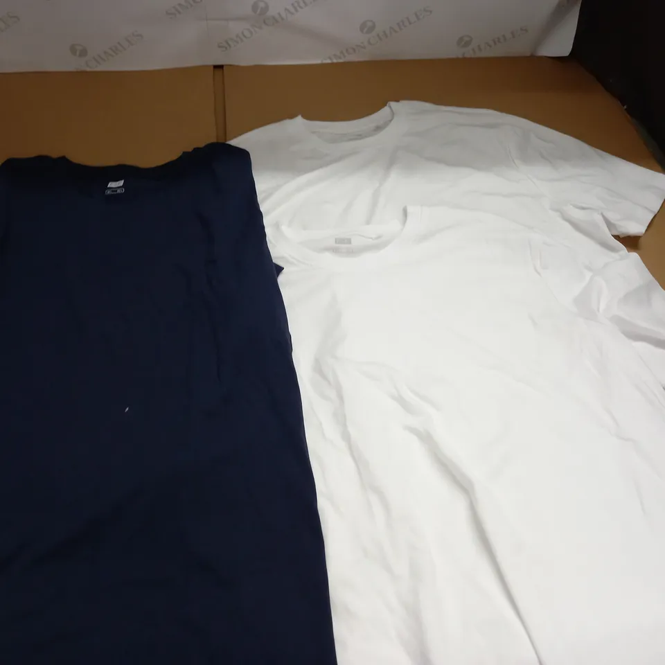 LOT OF 3 F&F T-SHIRT - UK L