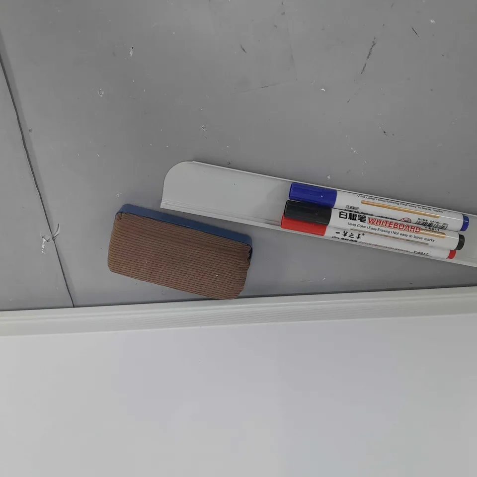 BOXED MAGNETIC WHITE BOARD, PENS & ERASER