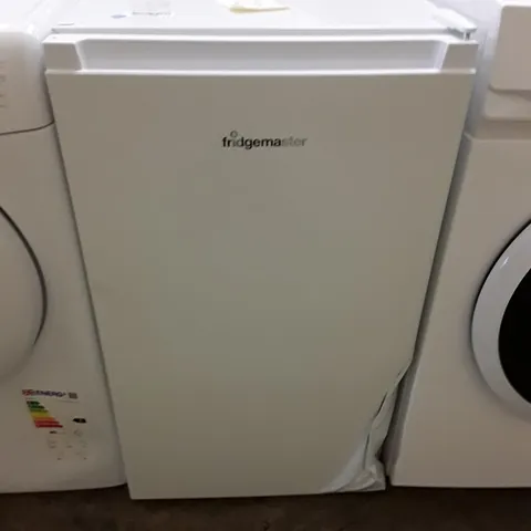 FRIDGEMASTER FRIDGE WITH LED LIGHTING 