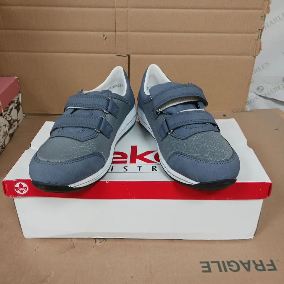 RIEKER HOOK AND LOOP TRAINERS NAVY SIZE 4