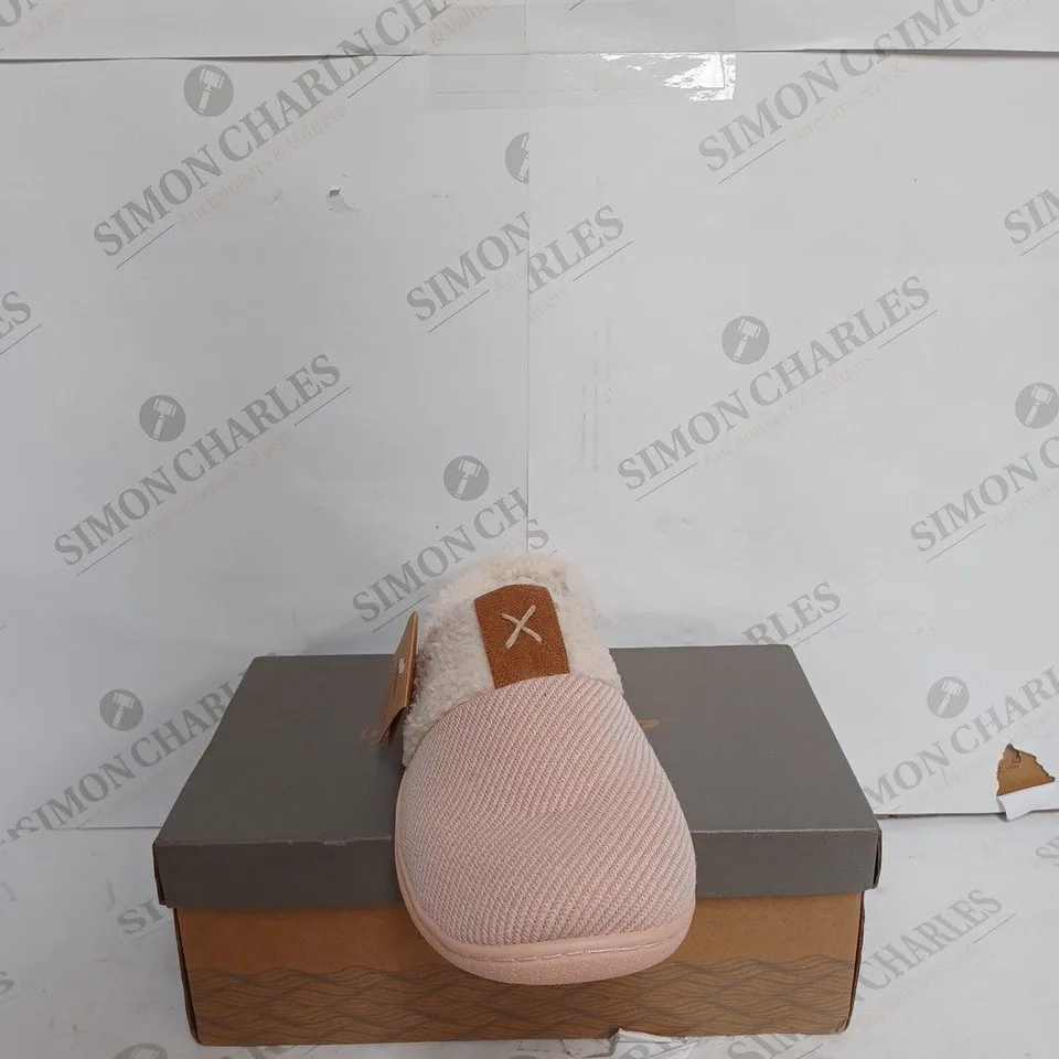DUNLOP EVA SLIPPERS IN BEIGE - UK 8