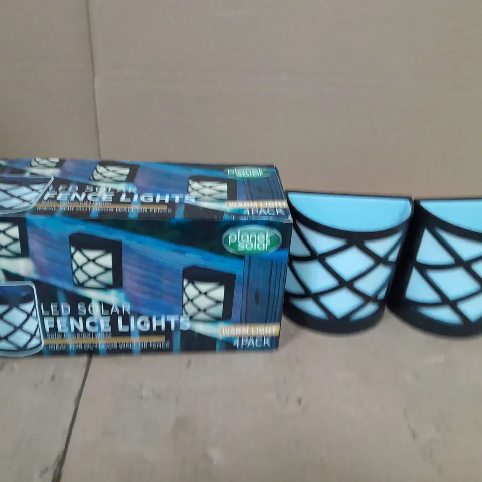 PACK OF 4 LED SOLAR FENCE LIGHTS