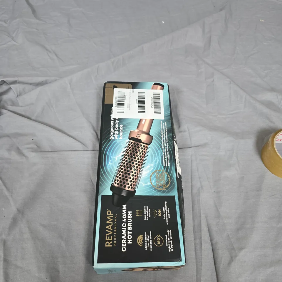 REVAMP DYNAMIC RADIANCE 40MM CERAMIC HOT BRUSH