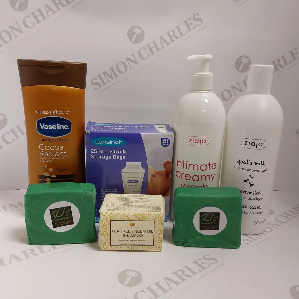 BOX OF APPROX 10 COSMETIC ITEMS TO INCLUDE LANSINOH BREASTMILK STORAGE BAGS, ZIAJA INTIMATE CREAMY WASH, ZIAJA GOATS MILK SHOWER GEL