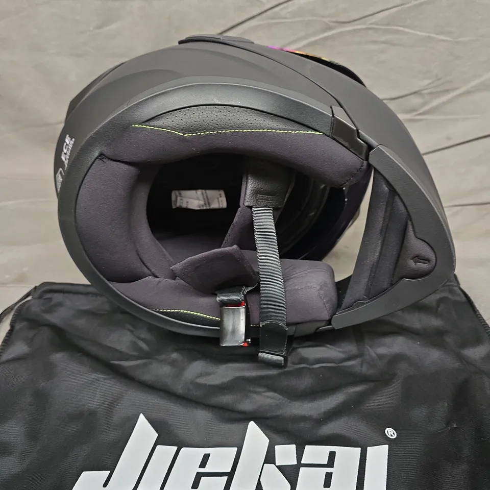 BAGGED JIEKEN MOTORBIKE HELMET JK-902 DOT ECE - COLLECTION ONLY 