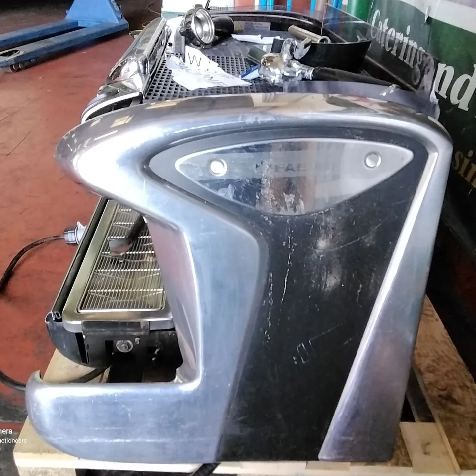 TRADITIONAL FAEMA EMBLEMA COFFEE MACHINE