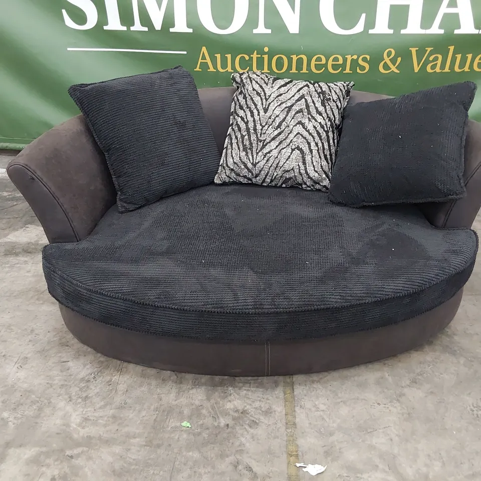 QUALITY DESIGNER SNUGGLE CHAIR BROWN FAUX LEATHER BLACK CORD
