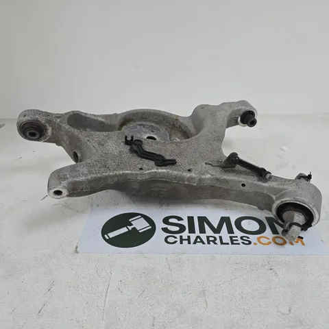 VOLVO REPLACEMENT PART LOWER SUSPENSION ARM