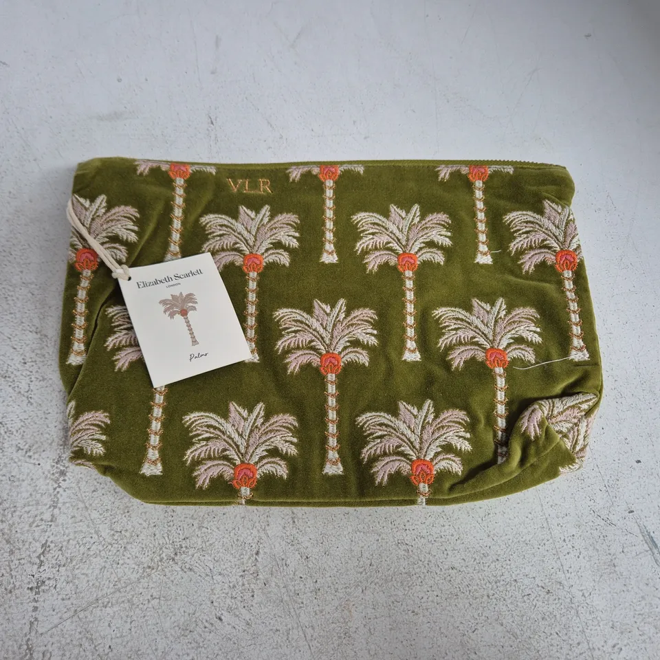 ELIZABETH SCARLETT PISTACHIO VELVET EVERYDAY POUCH