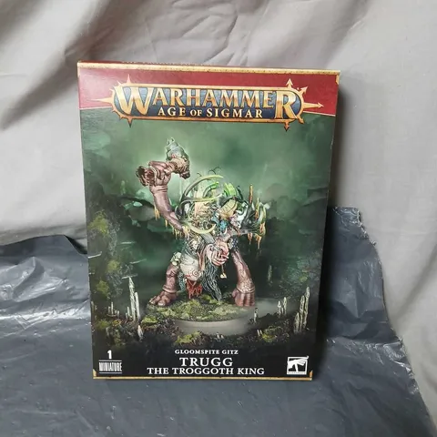 WARHAMMER AGE OF SIGMAR – GLOOMSPITE GITZ: TRUGG THE TROGGOTH KING (1 MINIATURE)