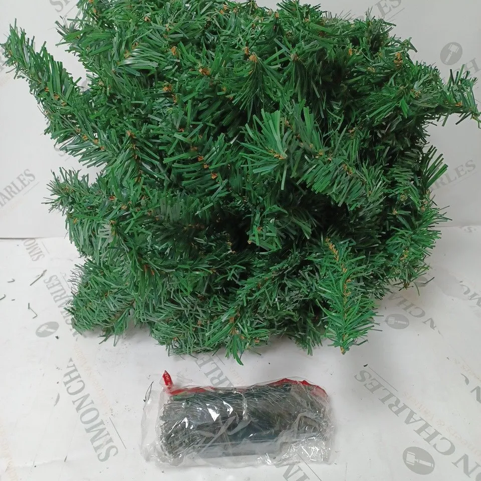 CHRISTMAS DECORATION WITH LED LIGHT STRING 