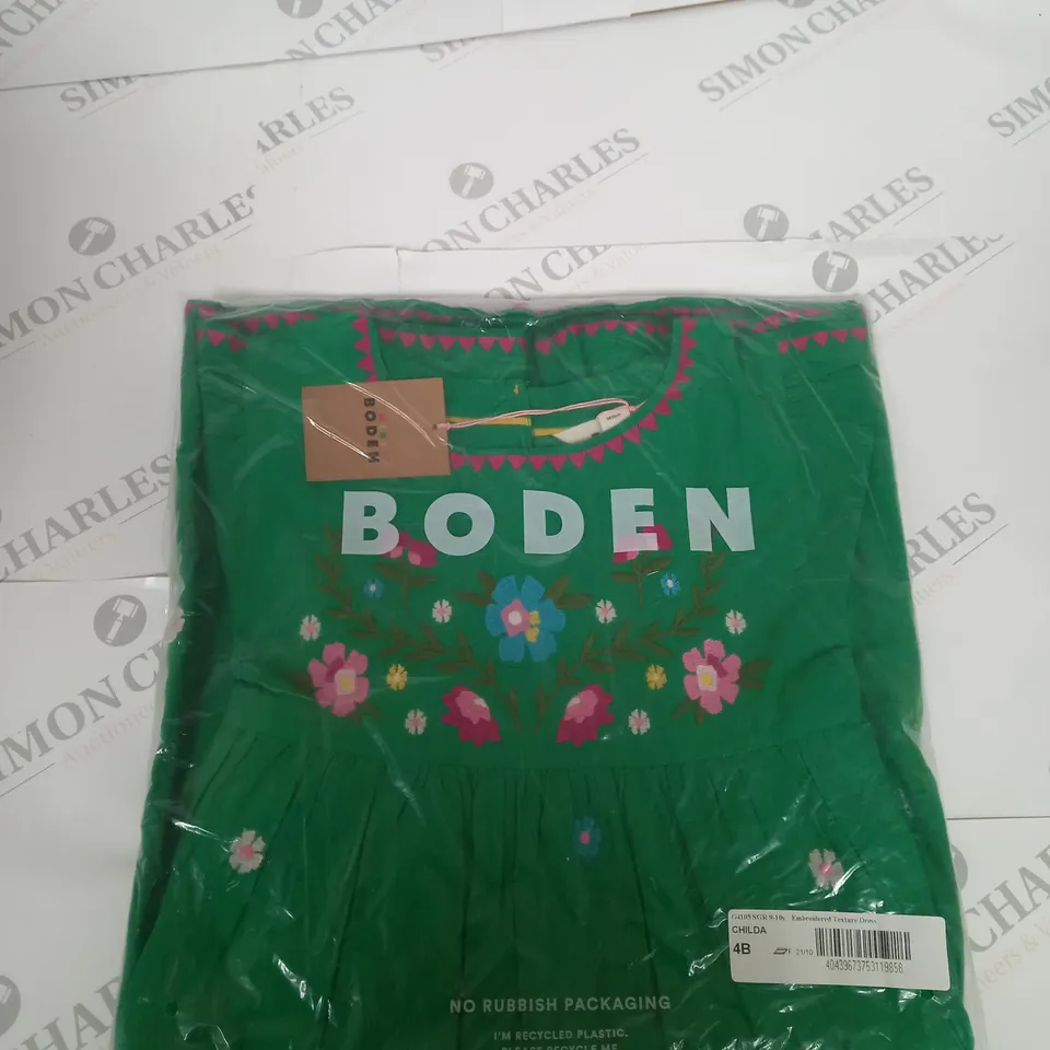 BAGGED MINI BODEN EMBROIDERED TEXTURE DRESS SIZE 9-10 YEARS