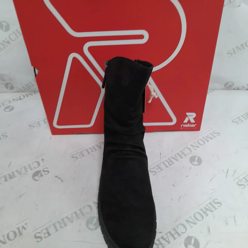 BOXED PAIR OF RIEKER BLACK FLEECE LINING BOOTS SIZE 5