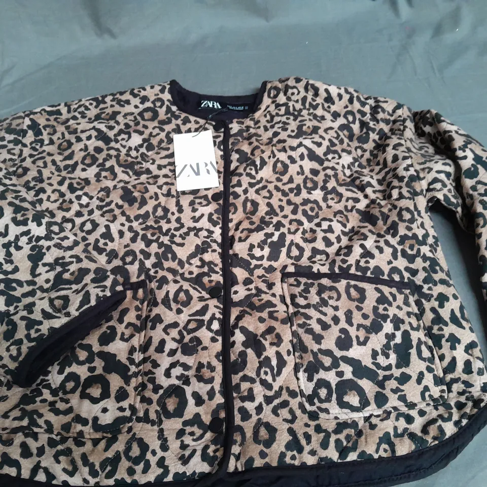 ZARA ANIMAL SPOT BUTTON FRONT JACKET - UK S