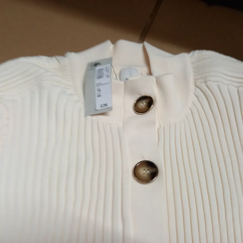 RIVER ISLAND RETRO ROMANCE TOP - UK 18