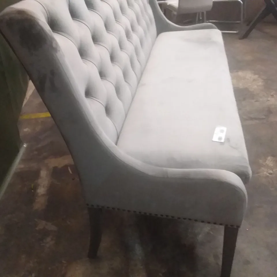 GREY FABRIC BENCH