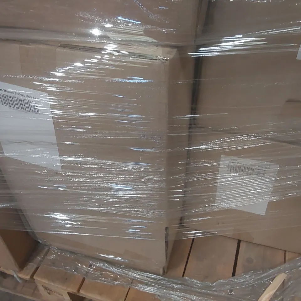 PALLET CONTAINING A VERY LARGE QUANTITY OF ASSORTED DESIGNER LIGHTING PRODUCTS