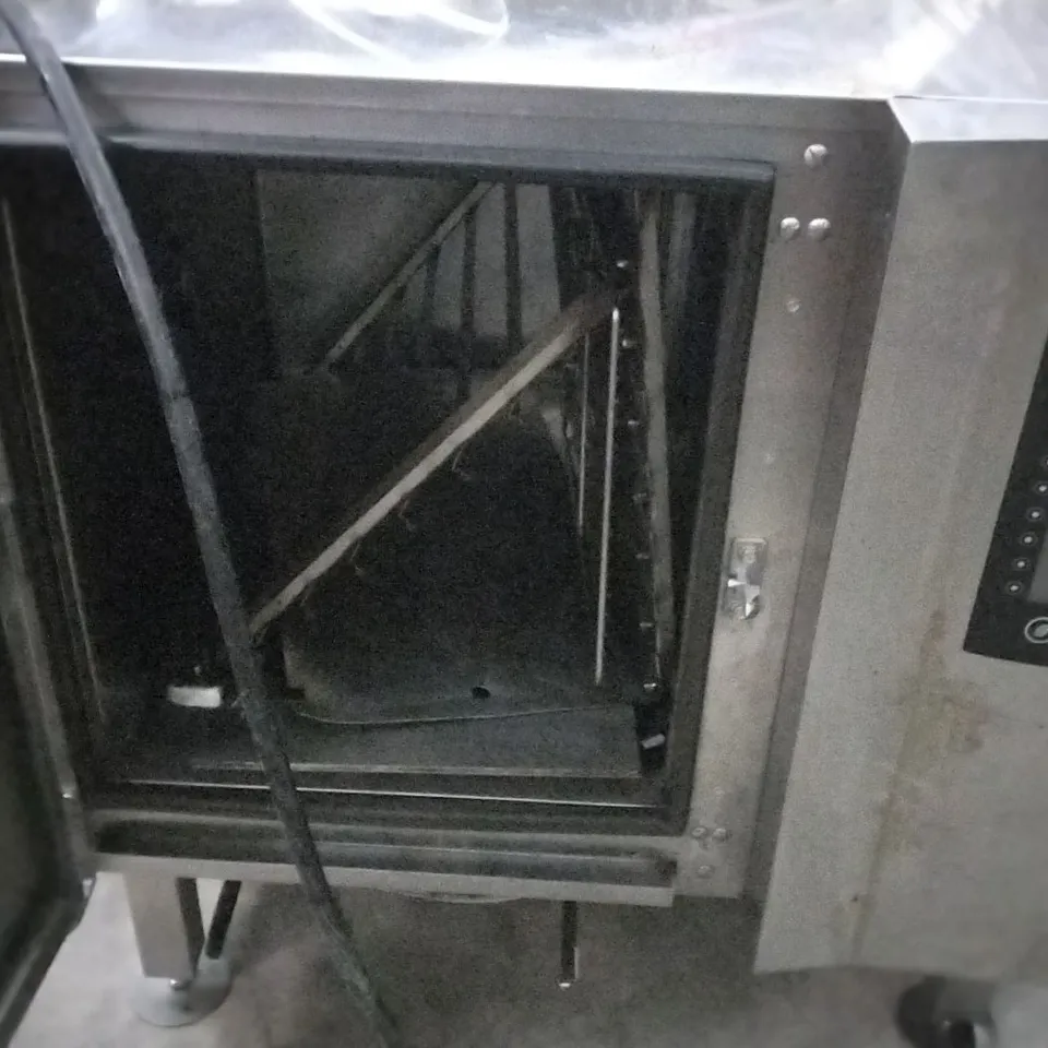 BKI SINGLE CHICKEN OVEN CPE1.06