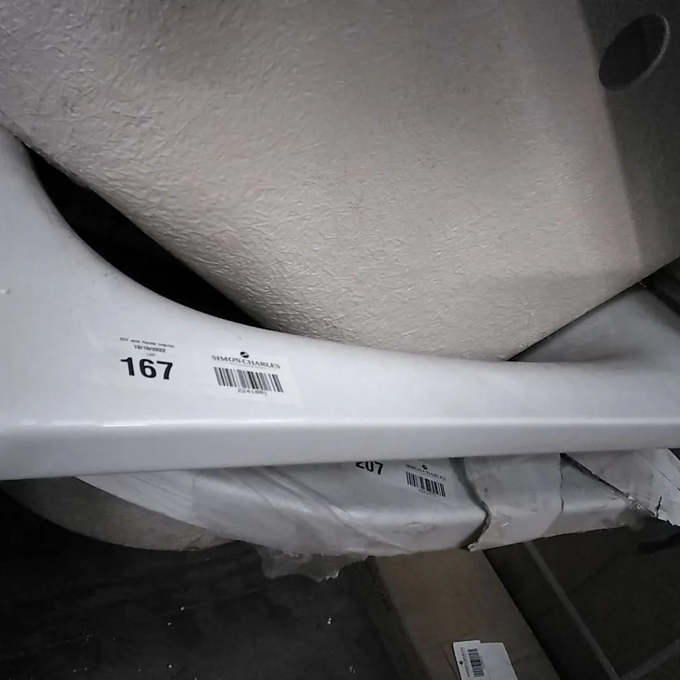 RECTANGULAR BATH TUB WHITE