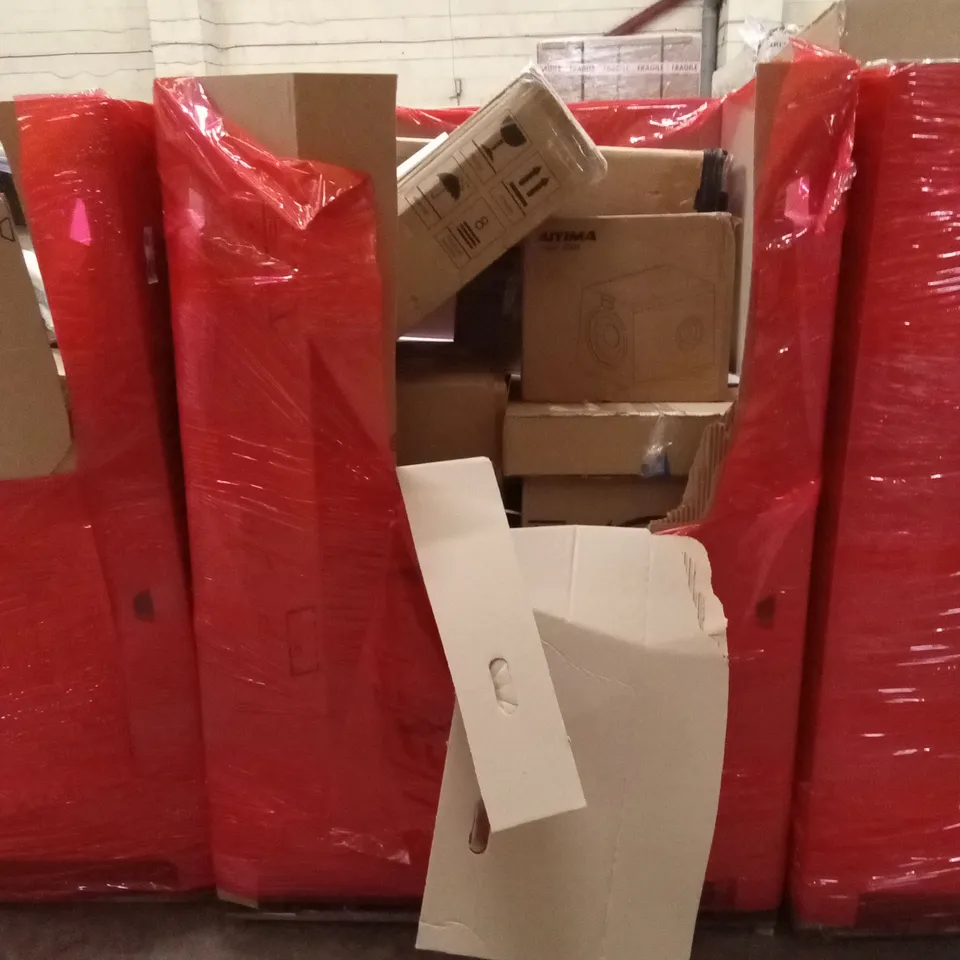 PALLET OF ASSORTED HOUSEHOLD GOODS AND PRODUCTS TO INCLUDE; BLINDS, RICE COOKER, SPEAKER ETC