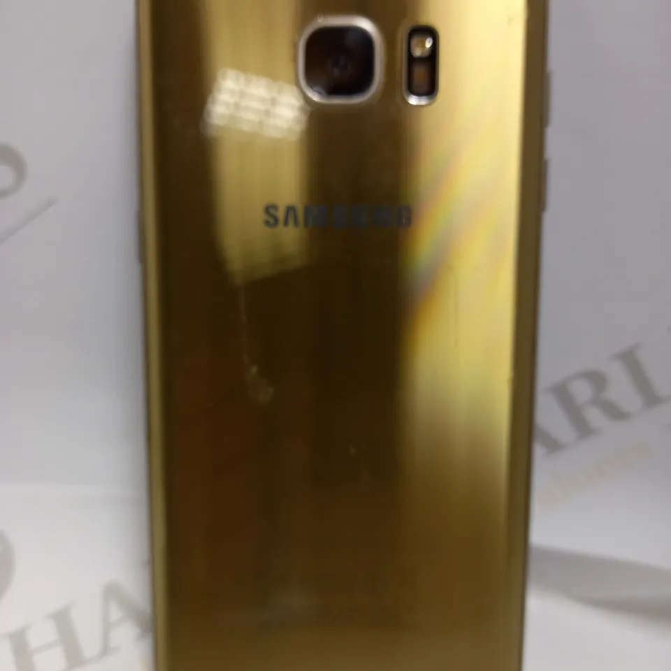 SAMSUNG GALAXY S7 EDGE MOBILE PHONE IN GOLD