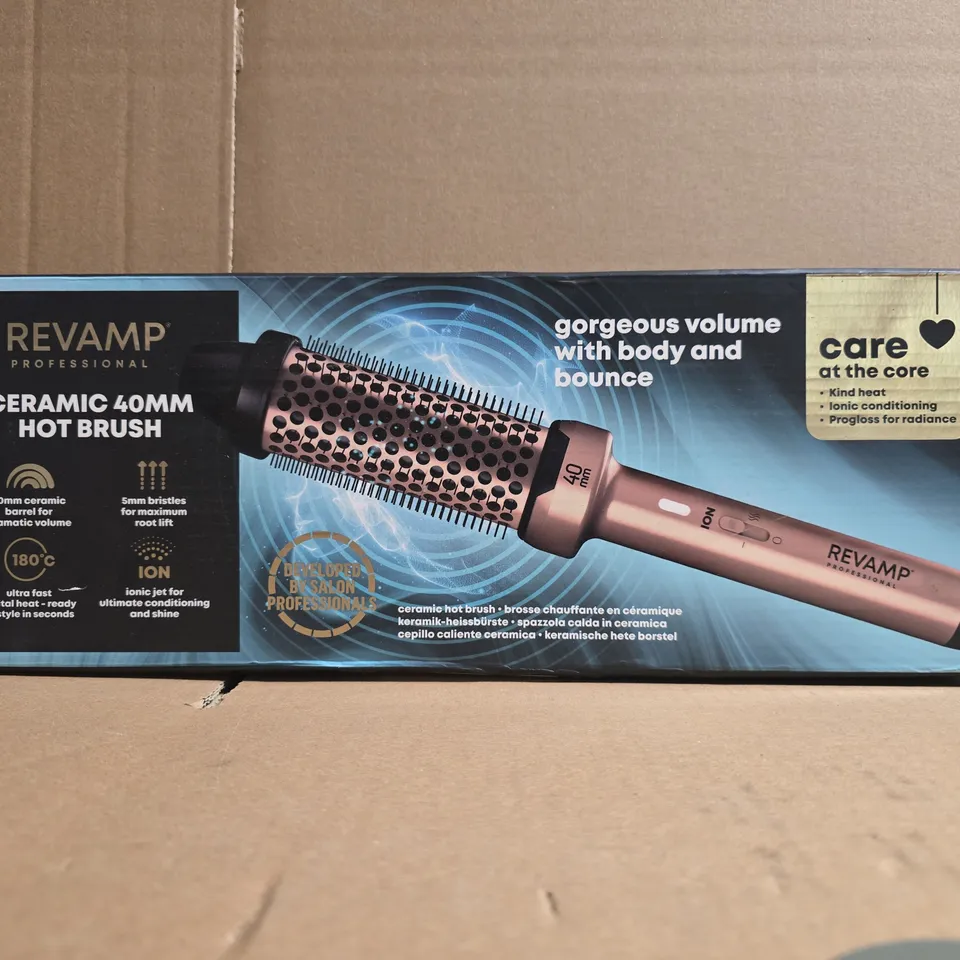 REVAMP PROFESSIONAL CERAMIC 40MM HOT BRUSH
