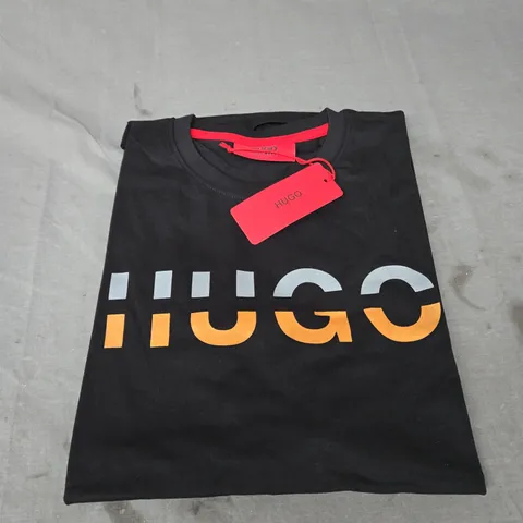 HUGO BOSS GRAPHIC T-SHIRT SIZE L