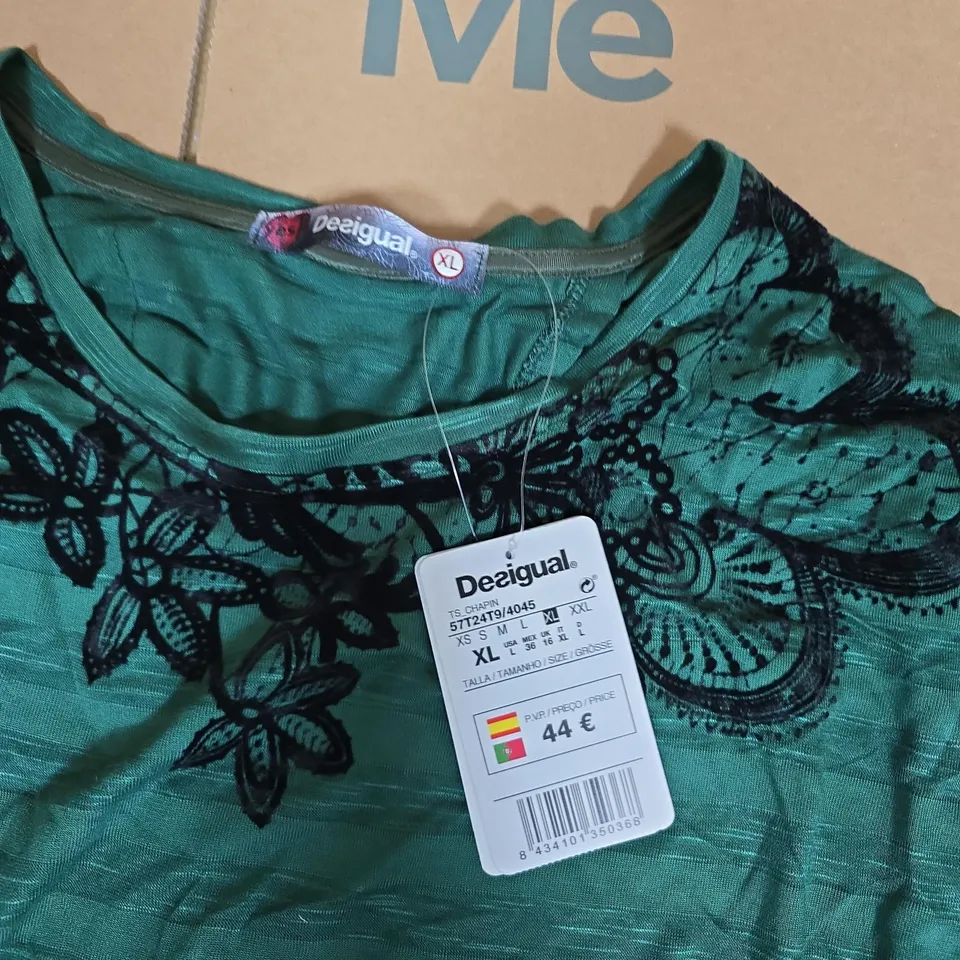 DESIGUAL TEAL LONG-SLEEVE TOP WITH BLACK FLORAL APPLIQUÉ – SIZE XL