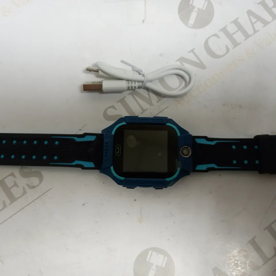 BOXED CHILDRENS SMART WATCH IN BLUE