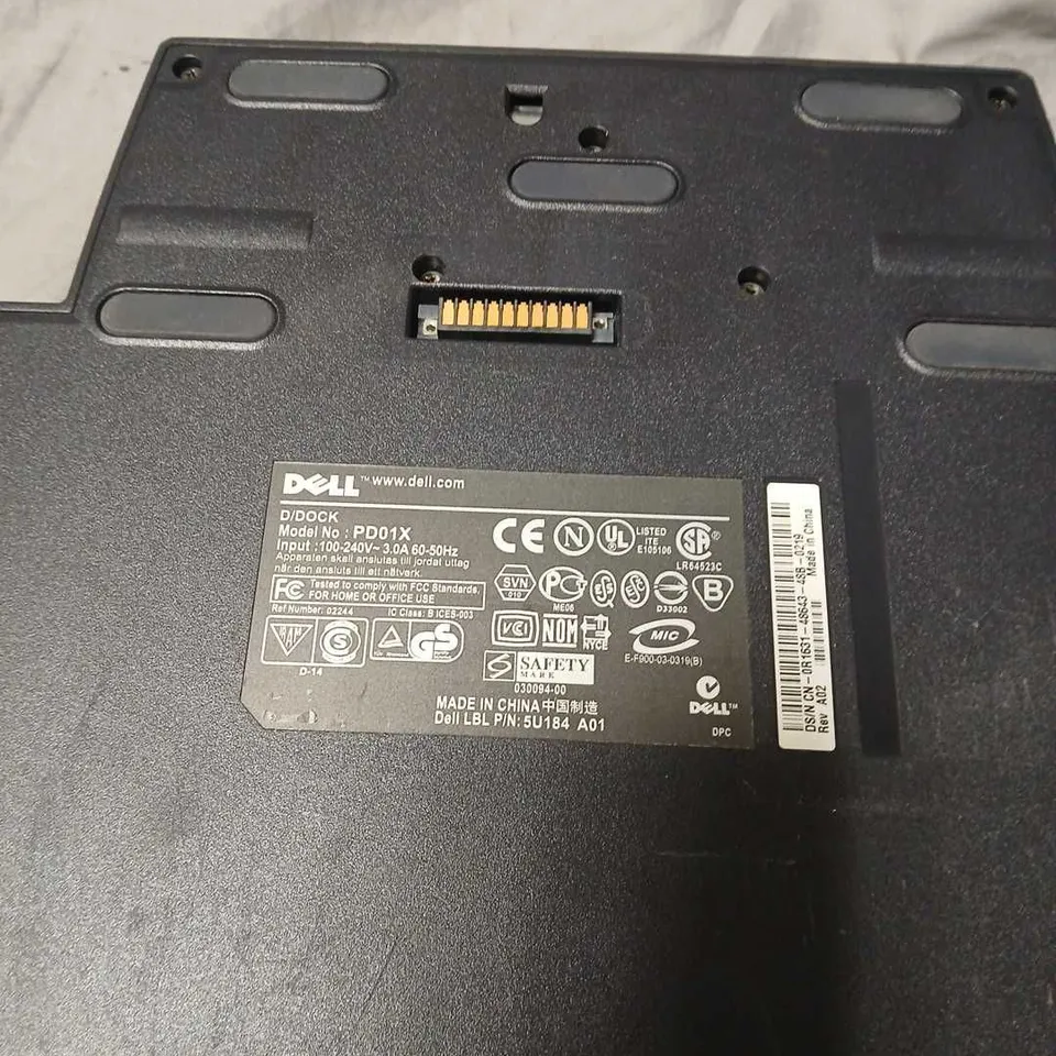 DELL PD01X DOCKING STATION (D/DOCK)