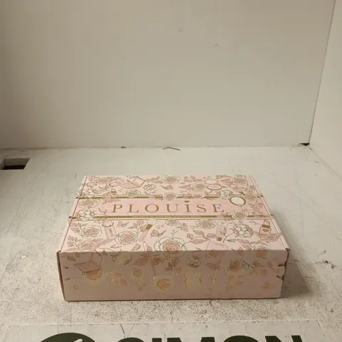P LOUISE MYSTERY MAKEUP BOX (P.LOUISE) – PINK FLORAL PACKAGING