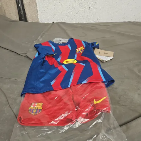 UK 18-24 MONTHS FC BARCELONA INFANT FOOTBALL KIT – NIKE