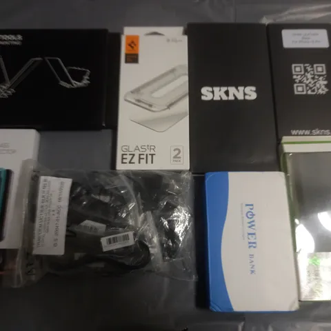 LOT OF ASSORTED MOBILE PHONE ACCESSORIES TO INCLUDE CASES, POWER BANKS AND CHARGE CABLES