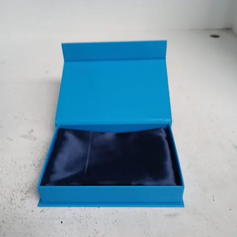 ELAVATE PILLOW CASE IN PRESENTATION BOX