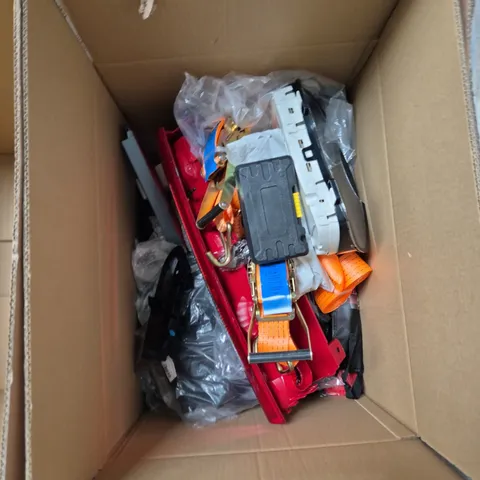 BOX OF APPROXIMATELY 20 ASSORTED ITEMS TO INCLUDE: BIKE HELMET WITH LED 